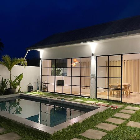 Allure Villa Cempaka Private Pool Kuantan Esterno foto